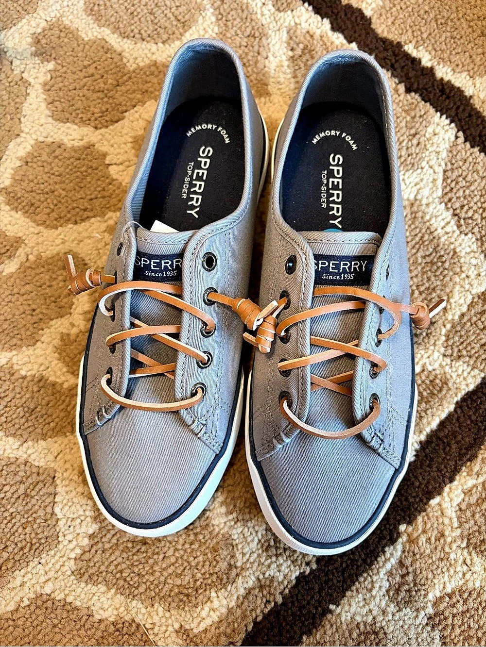 Sperry Canvas Sneaker Sneakers womens US 7.5